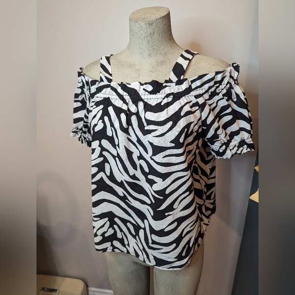 Linen blend zebra print shoulder top Size S. Oversized lightweight top - Picture 3 of 7